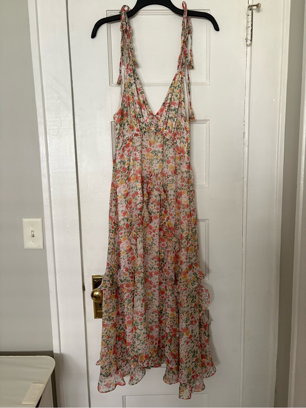 Storia Pink & Cream Floral Tie-Shoulder Maxi Dress
